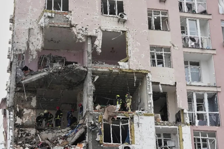 Rusia vuelve a atacar capital de Ucrania